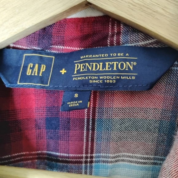 Gap+Pendleton Flannel Shirt Red Blue Plaid Boyfriend Fit Wool Blend Size Small - Picture 6 of 7